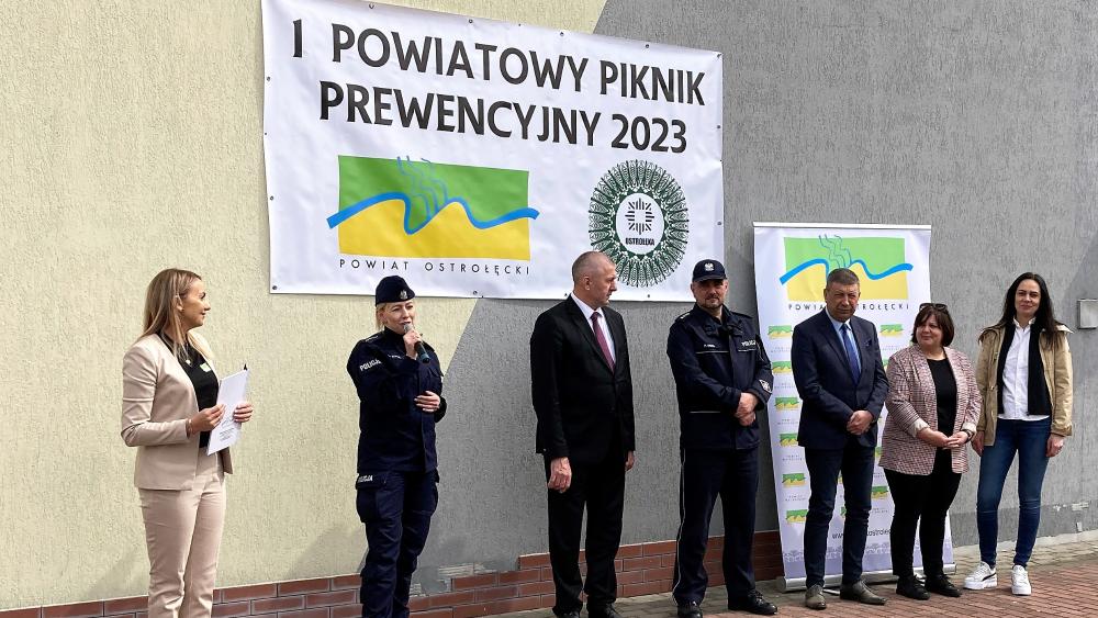 Zdjęcie galerii artykułu:  - Ceremonia otwarcia I Powiatowego Pikniku Prewencyjnego w Kadzidle