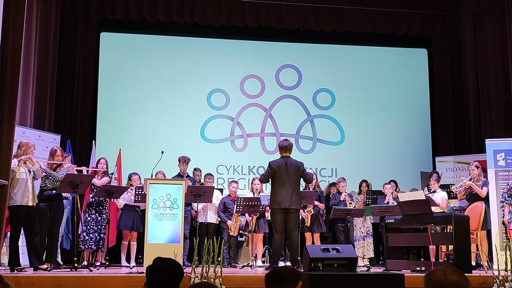 Zdjęcie galerii artykułu:  - Zespół i orkiestra Szkoły Muzycznej w Pionkach