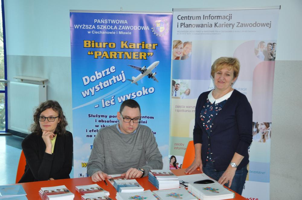 Zdjęcie galerii artykułu:  - Światowy Tydzień Przedsiębiorcości z udziałem doradców z filii WUP w Ciechanowie.JPG